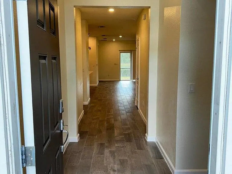 15704 Stedman Lake Dr — Photo 2
