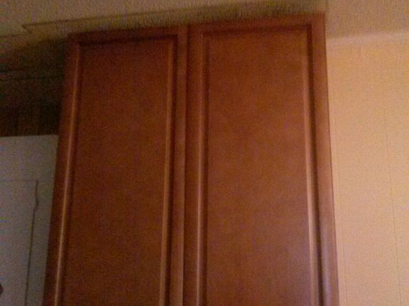 New upper cabinet detail