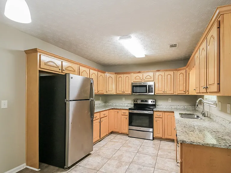 60 Hunters Ridge Ct — Photo 7