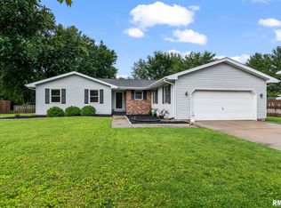2421 Mayfair Rd, Springfield, IL 62703