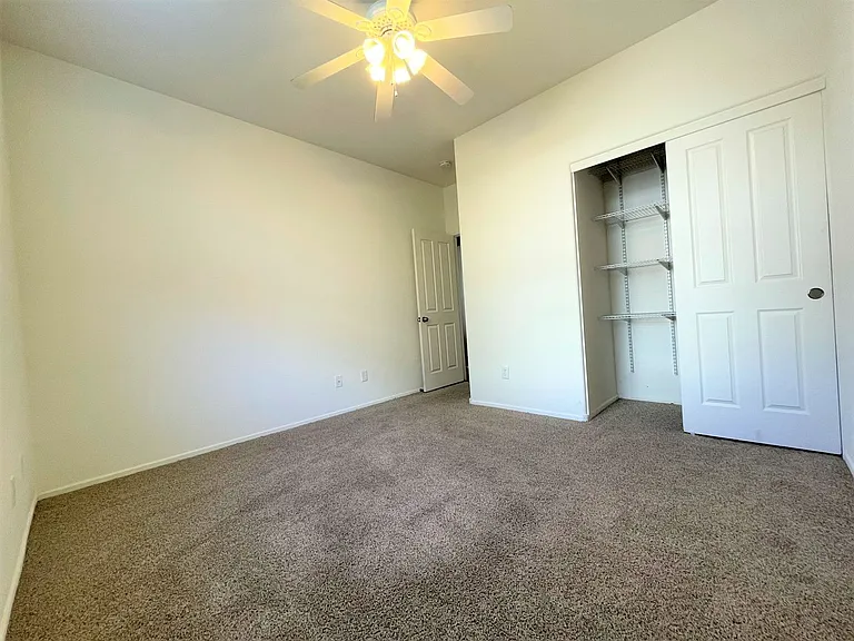 9222 Avon Park Ave — Photo 21