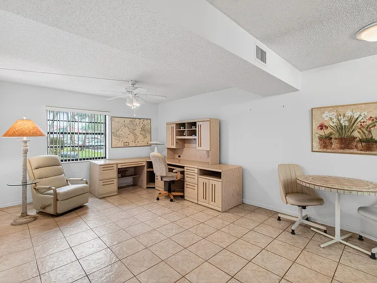 5851 Parkwalk Dr — Photo 28
