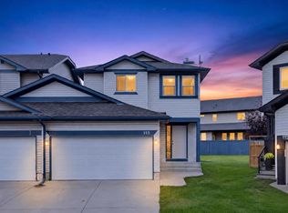 113 E Canoe Sq SW, Airdrie, AB T4B 2N7