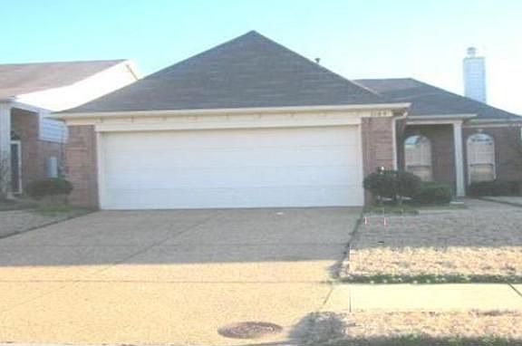 4th image of 7109 Queens Crown Ct