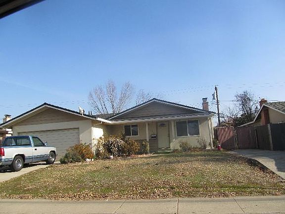 3rd image of 6906 Van Maren Ln