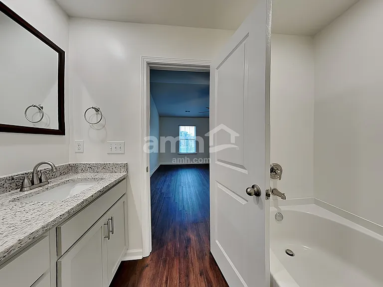 122 Preservation Dr — Photo 11