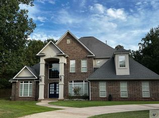 6800 Oakleaf Ln, Texarkana, AR 71854