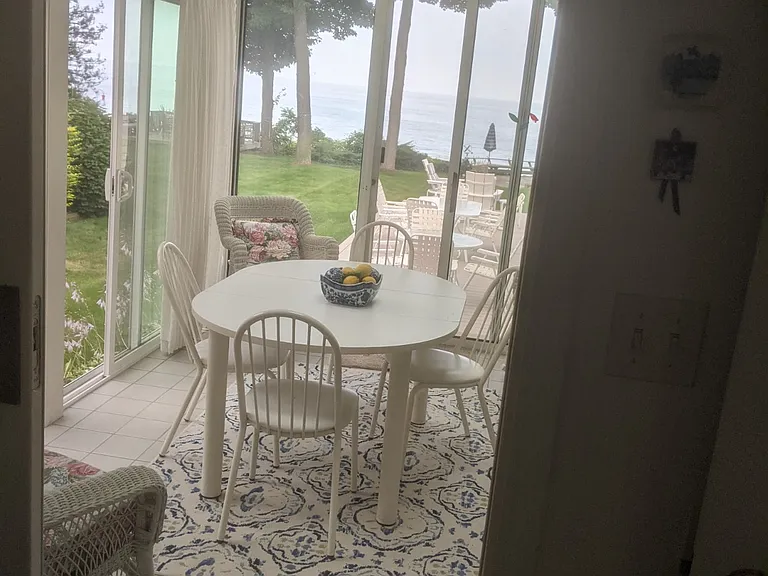 2421 Lakefront Dr — Photo 21