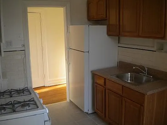 Rented by John Tsavalos LREB | media 4