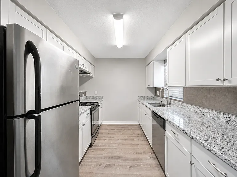 500 9th Ave S #B3 — Photo 4