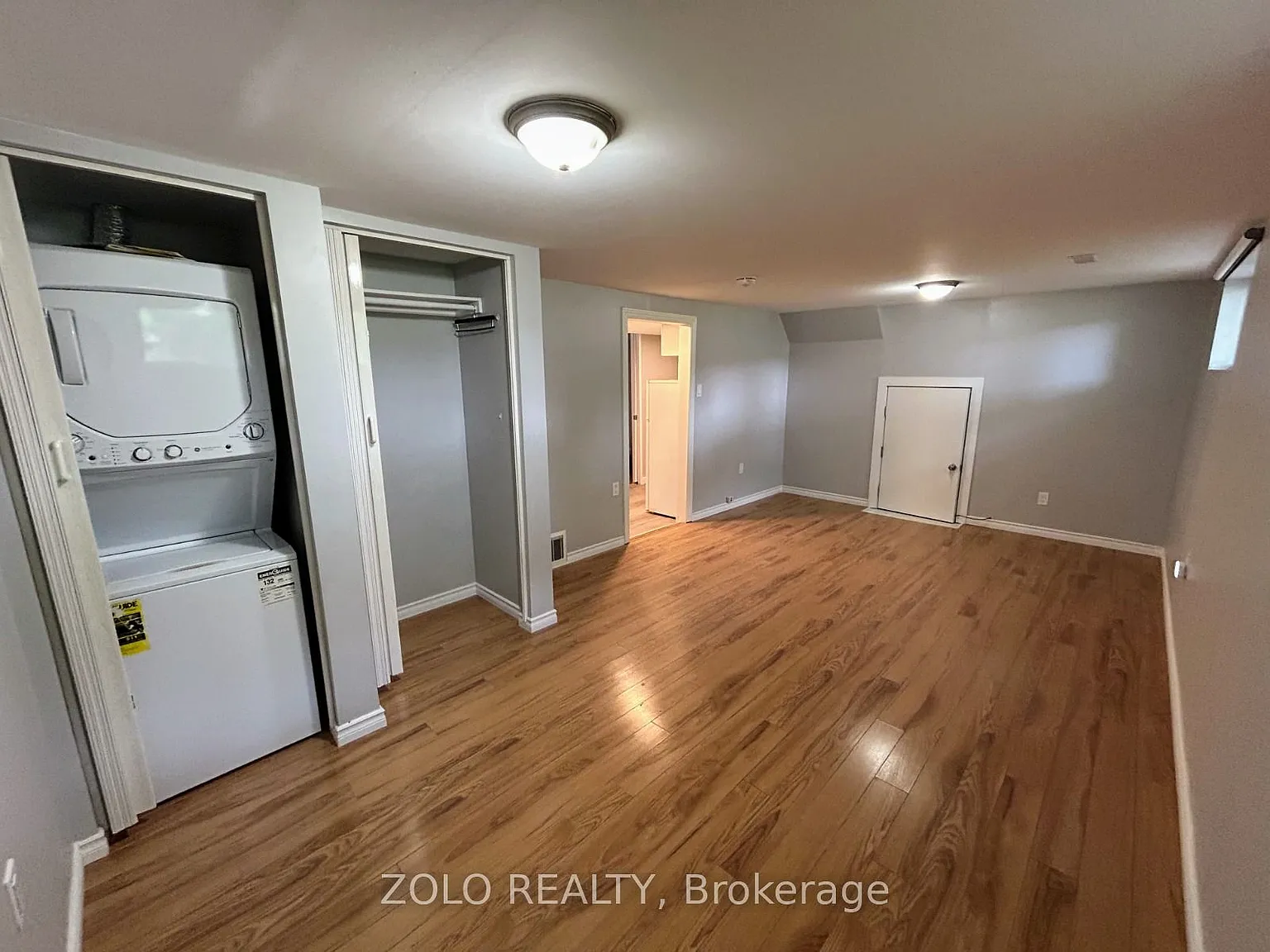 1 bed, $1,300 — Photo 2