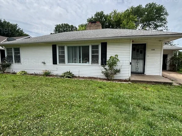 1423 N Terrace Dr, El Dorado, KS 67042