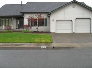 1101 Moon Glo Dr, Grants Pass, OR