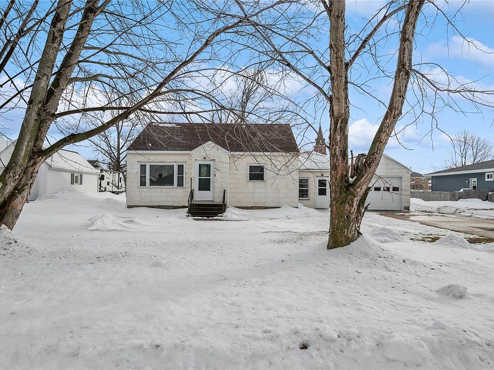 403 6th St, Van Horne, IA 52346 Zillow