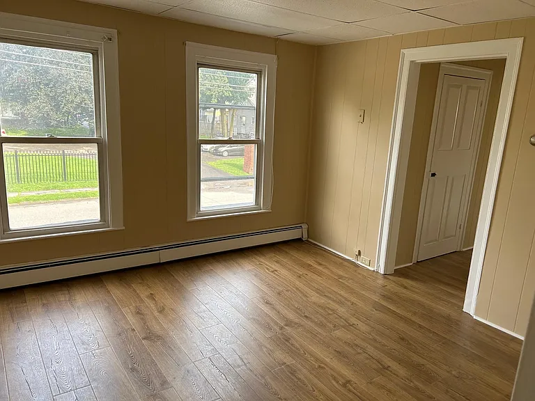 144 Market St #2 — Photo 2