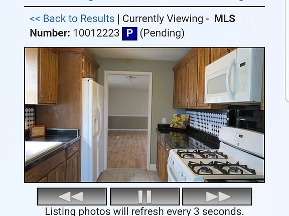 3rd image of 842 Montana Ave