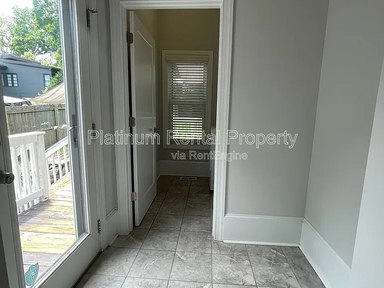 149 Dahlgren St SE — Photo 32
