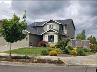 3406 Sweetwater Ave, Woodburn, OR 97071
