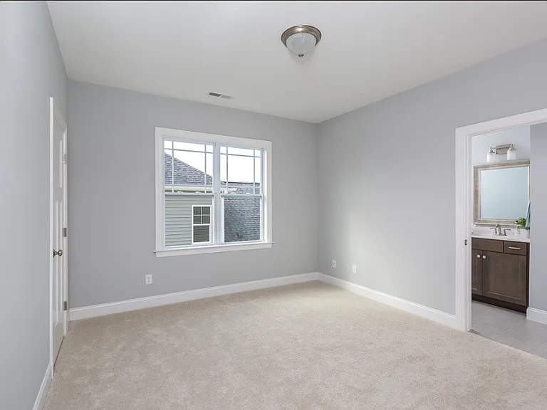 625 Connington Way — Photo 17
