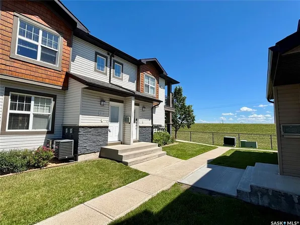 UNIT 2110-1015 Patrick CRESCENT, Saskatoon, SK S7W 0M2