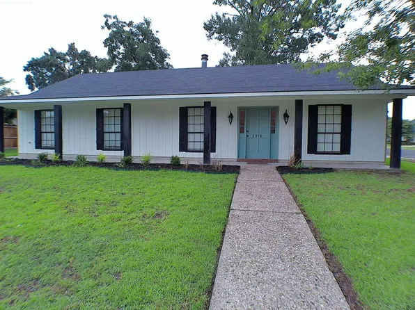 1016 Chippenham Dr, Baton Rouge, LA 70808