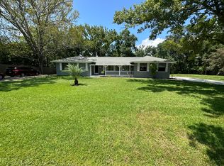 315 Whispering Woods Dr, Fleming Island, FL 32003
