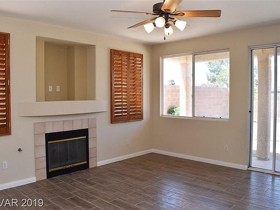 4th image of 1522 Emerald Peak Ave