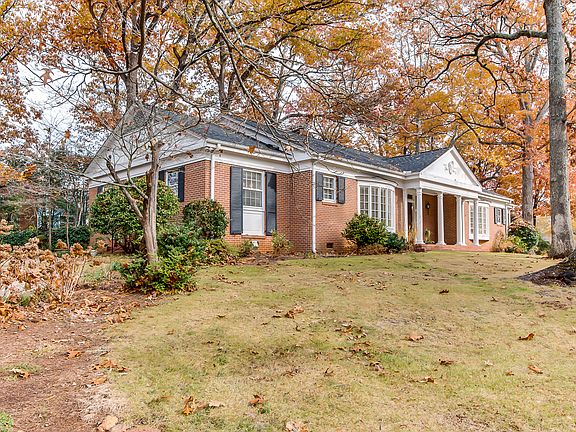 4th image of 117 Stone Lake Dr