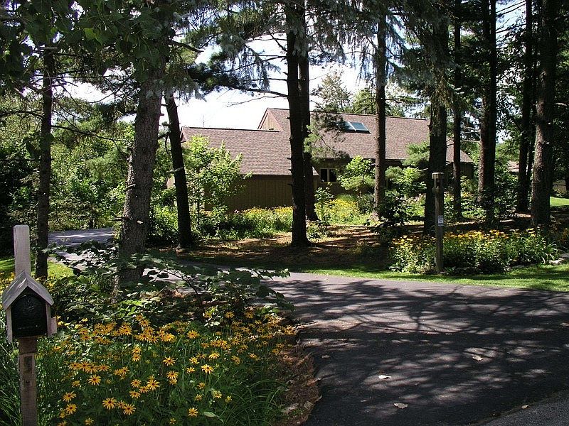 1st image of 8205 Trails End Dr