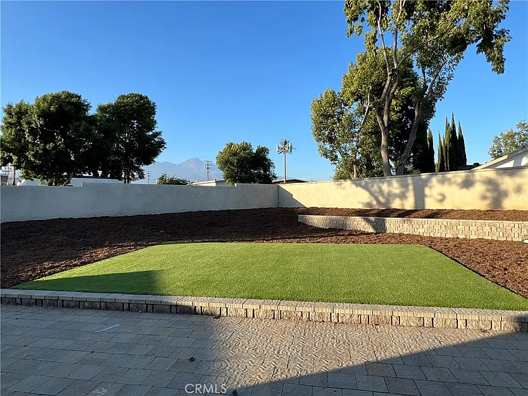 122 Fulton Way — Photo 9