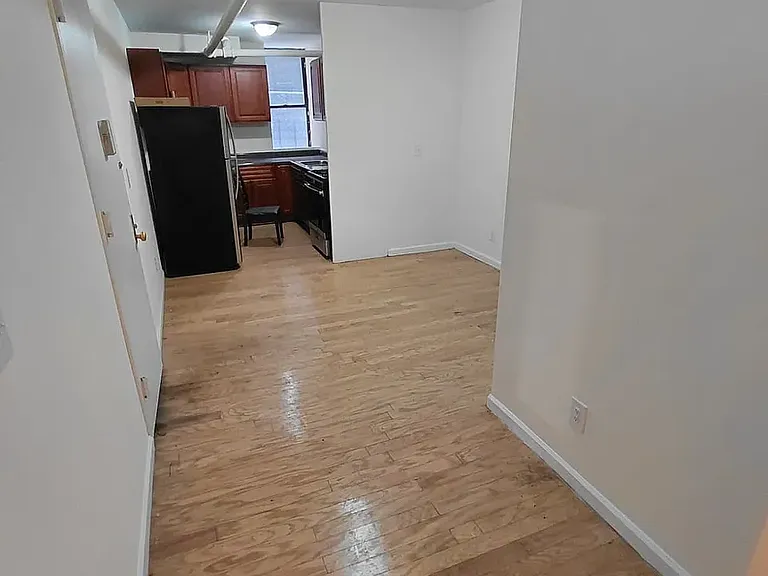 516 W 134th St #21 — Photo 5
