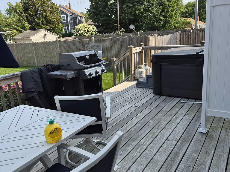 10 Breakwater Ct — Photo 14