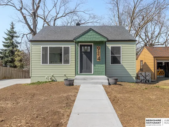 914 McLaughlin Cir, Bellevue, NE 68005