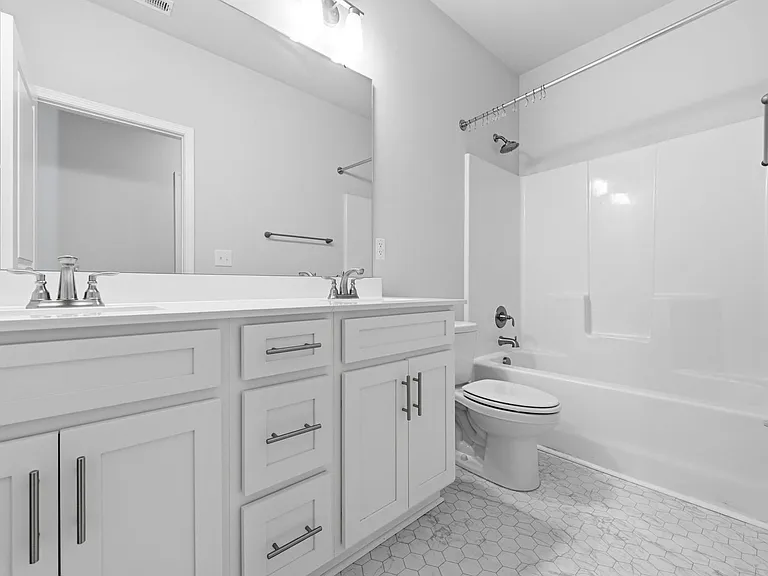 903 Eakins Ln — Photo 18