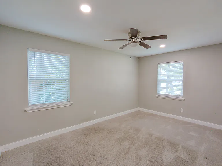 1222 S Peachtree Rd — Photo 8