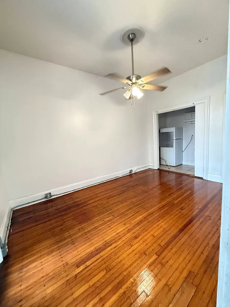 Building Photo - 7904 Saint Charles Ave #B2