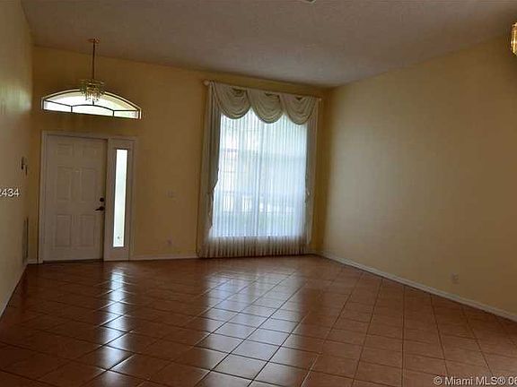4th image of 13239 NW 16th St
