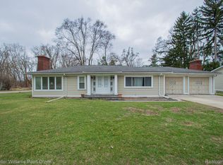 49525 Shelby Rd, Shelby Township, MI 48317