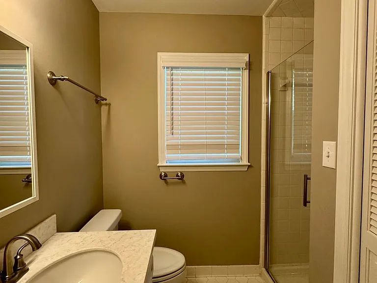 318 McCauley St — Photo 7