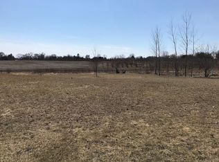 264 Vansen Dr, Kent City, MI 49330