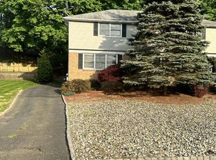 60 Park Ter N, Caldwell, NJ 07006