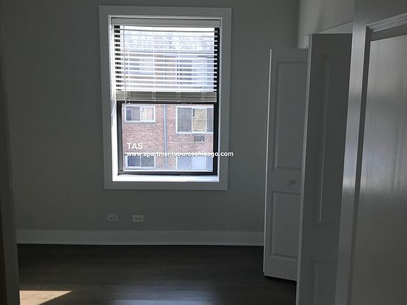 3rd image of 2620 N Rockwell St #2F