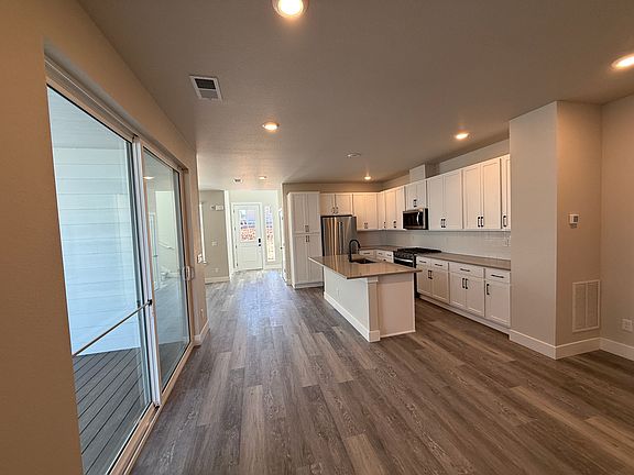 3rd image of 8896 Yellowcress St