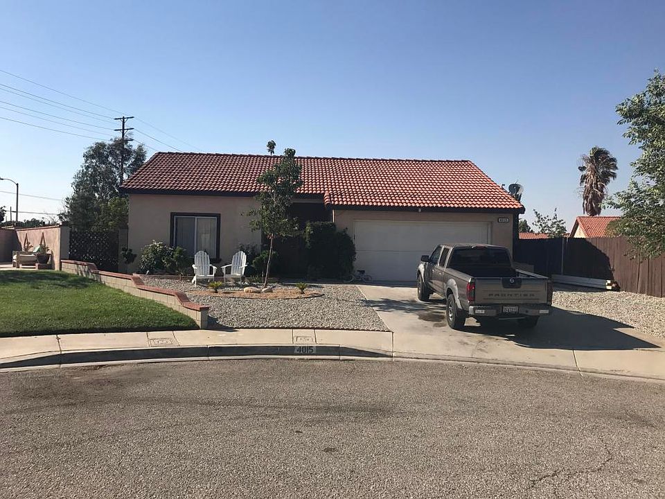 1st image of 4015 Elwood Ave