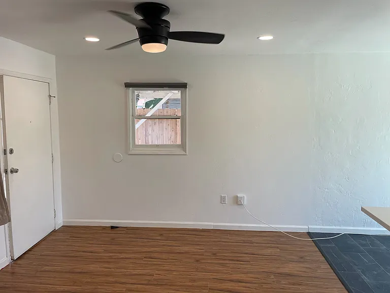 567 Florence St — Photo 9