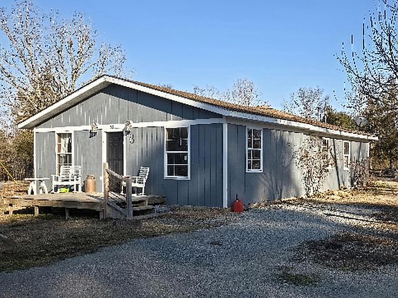 2nd image of 53 Helm Rd