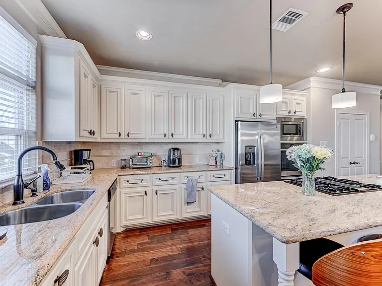 1325 W 24th St #D — Photo 16