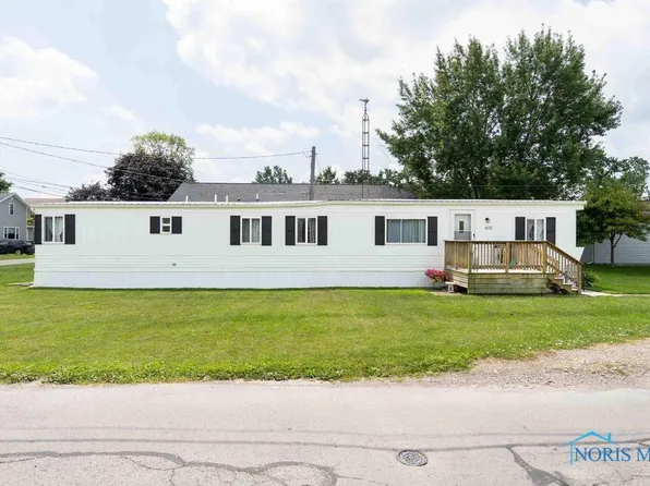 405 W Cooper St, Mc Comb, OH 45858