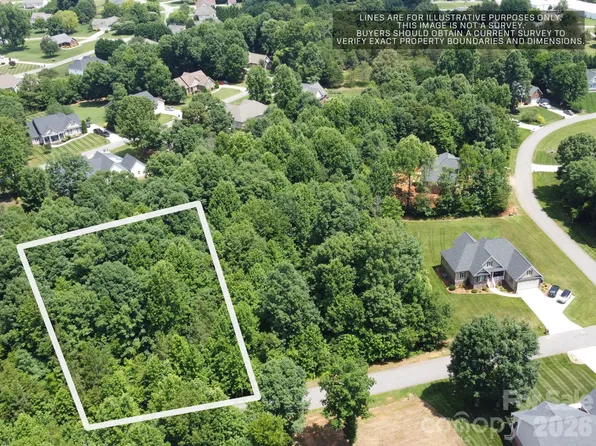 249 Donsdale Dr, Statesville, NC 28625