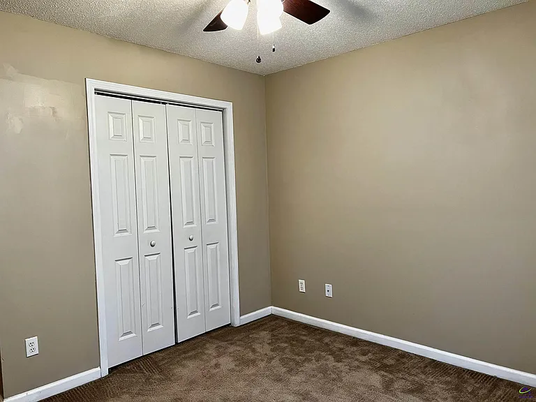 125 Faybrook Dr — Photo 17